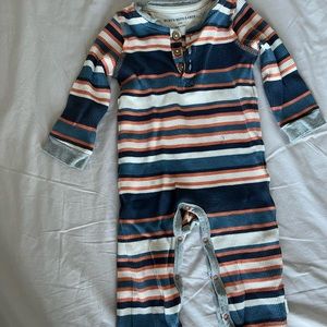 Burt’s bees romper striped, smoke free home, pet friendly home